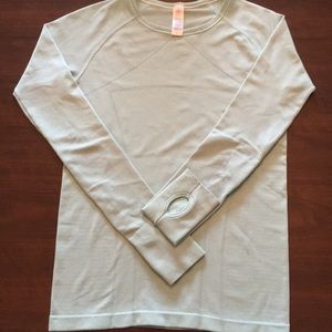 Ivivva long sleeve shirt